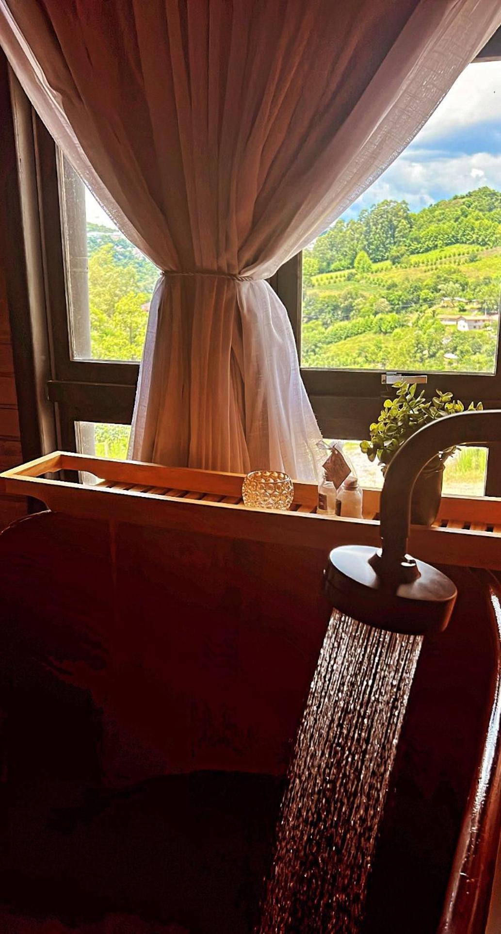 Capanna Del Vale - Um Refugio No Vale Dos Vinhedos Com Experiencia Exclusiva De Degustacao Na Vinicola Dom Candido Bento Gonçalves Exterior foto
